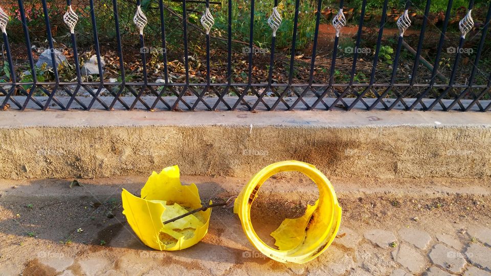 dustbin broken waste garbage