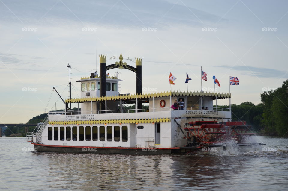 Paddle wheel on the Mighty Mississippi 