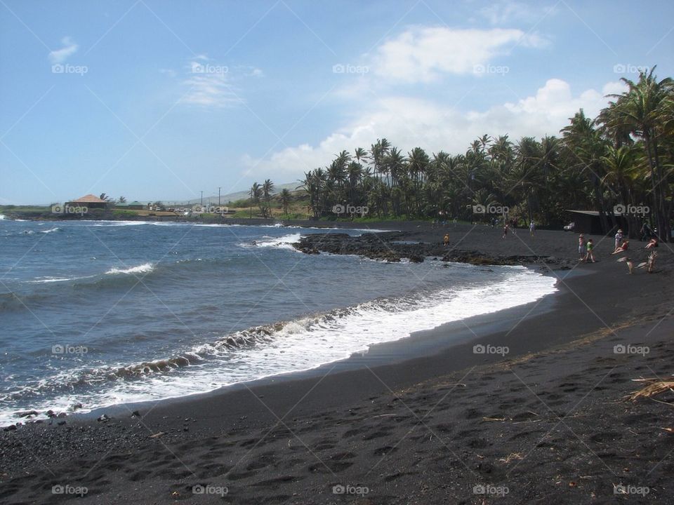 Black sand 