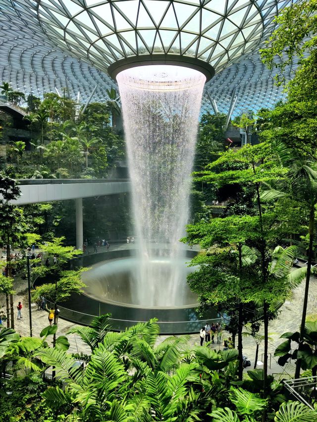 Rain Vortex, Jewel, Changi Airport