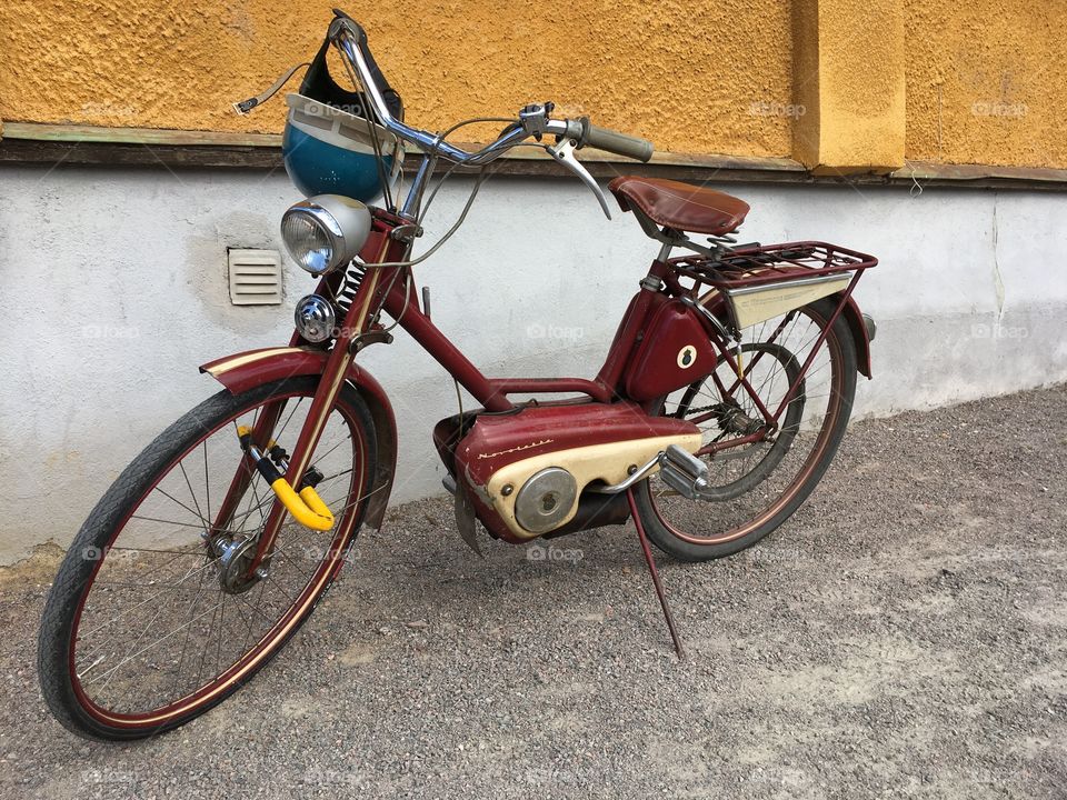  Vintage motorbike.