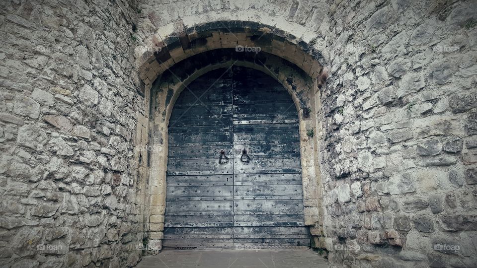 The Entrance to Chepstow castle
