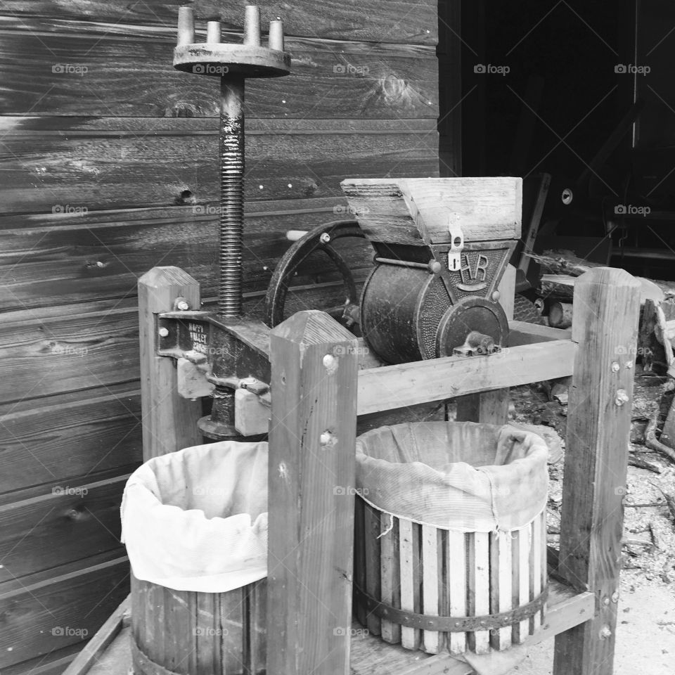 Old Time Cider Press 