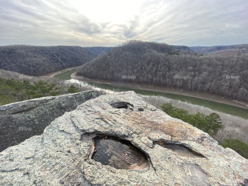 Stunning winter view from Buzzard Rock Overlook in Kentucky 