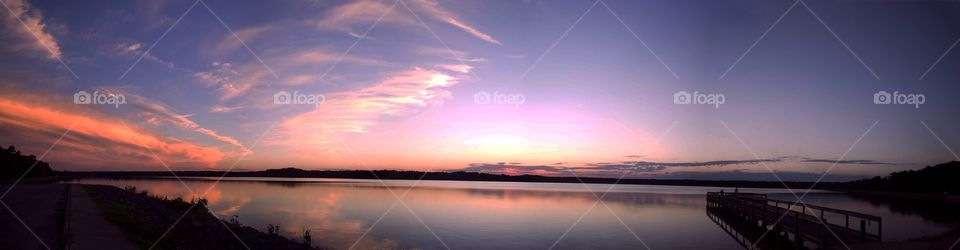 Radiant sky over a beautiful lakeside 