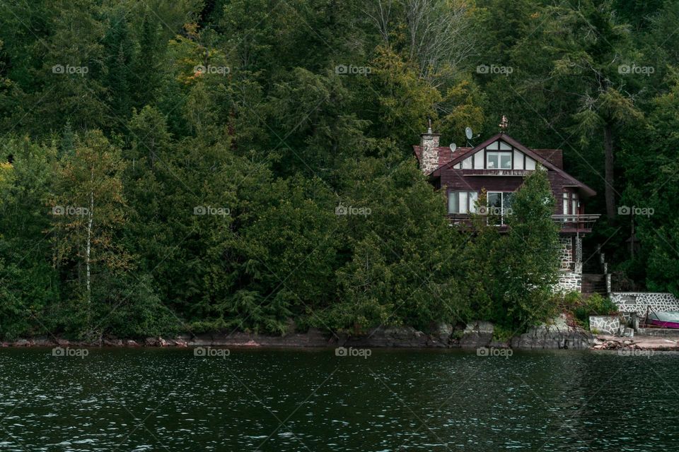 Lake Side Cottage