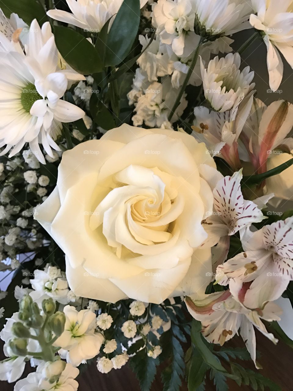 White rose bouquet 