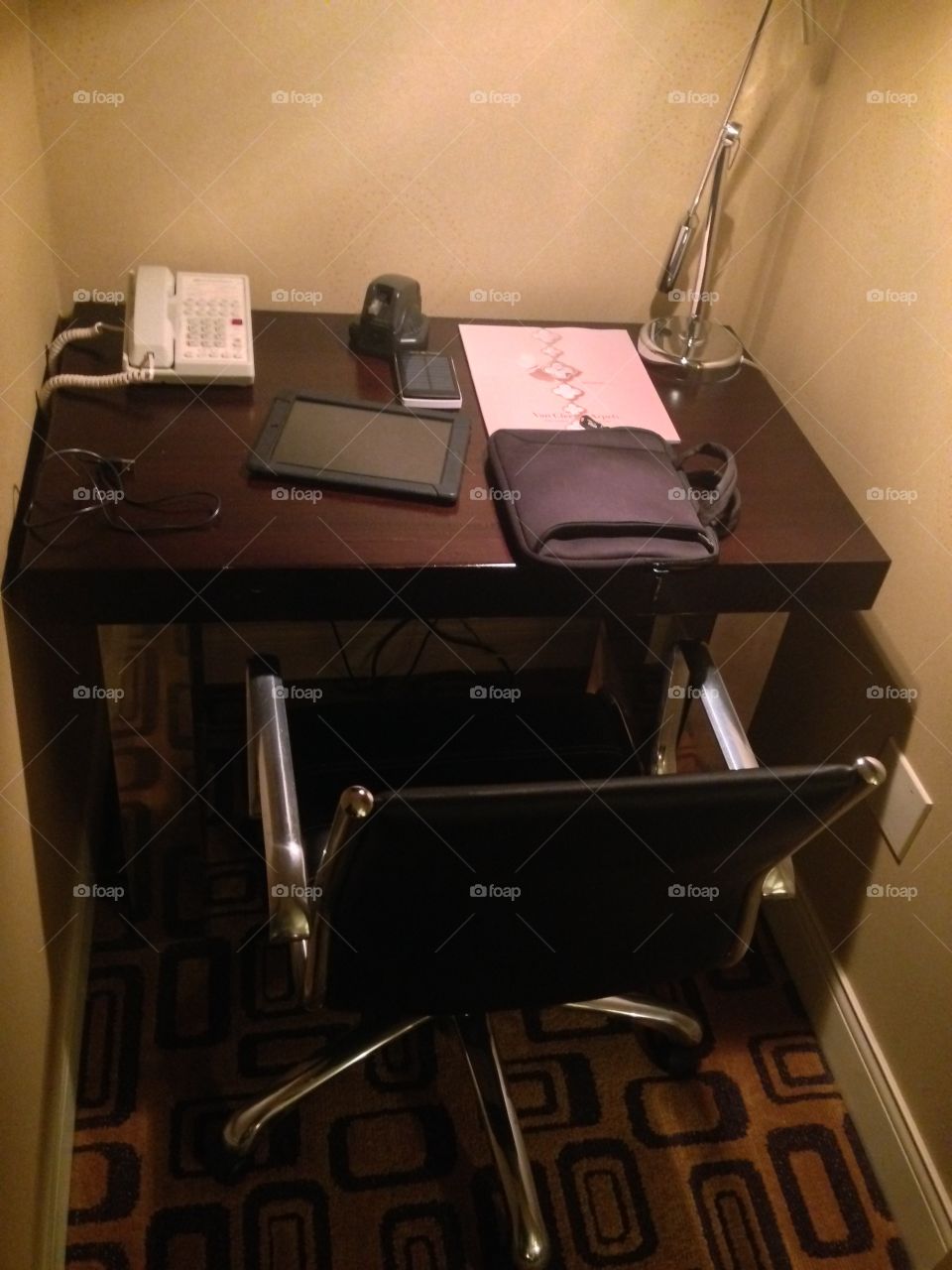 Business Trip

Published by:
HappyBrownMonkey 