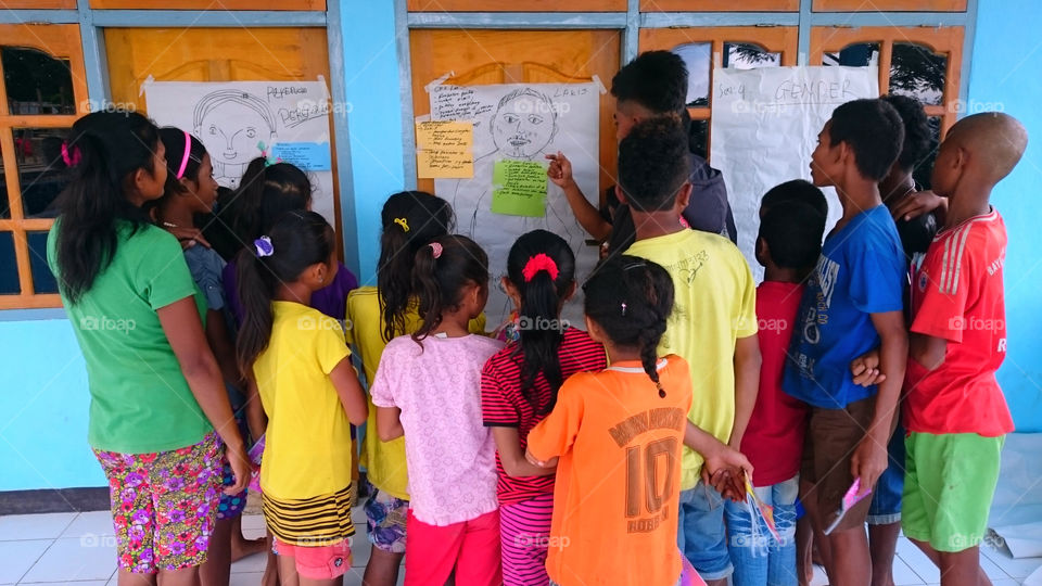 Children in East Nusa Tenggara learning Child Protection