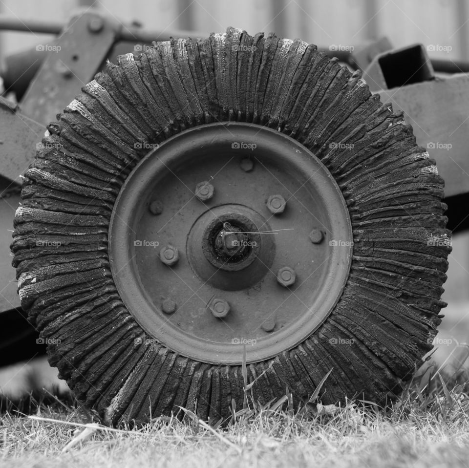 wheel black old machine by joncourville