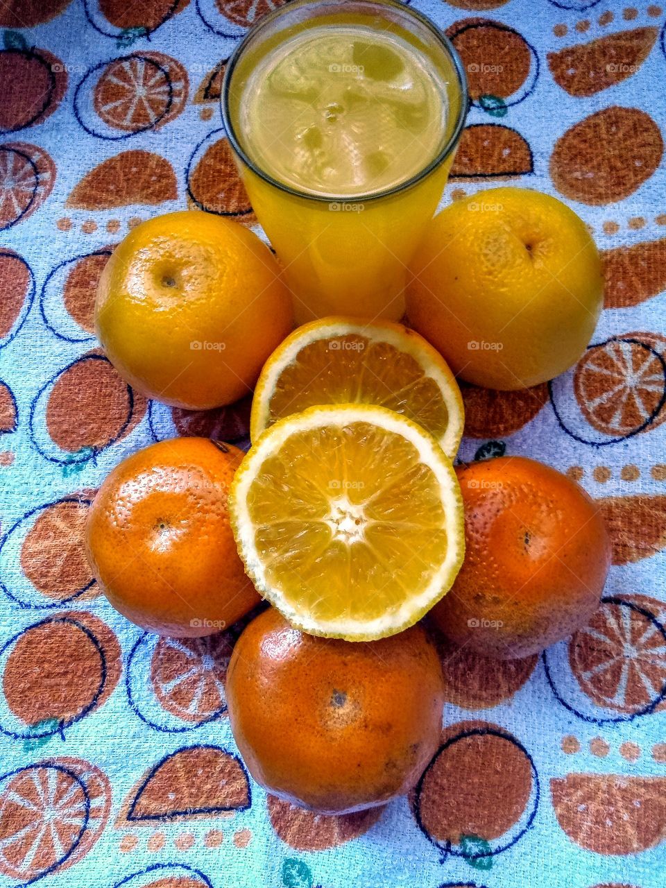 Colora of 2021: Ultimate Gray & Illuminaling