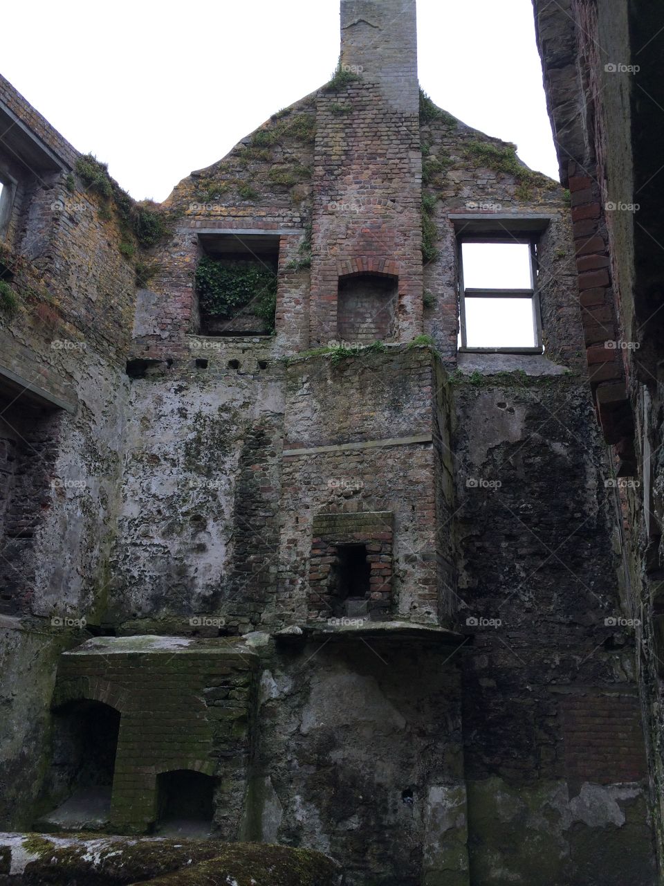 History. Abandoned military barracks in Ireland 