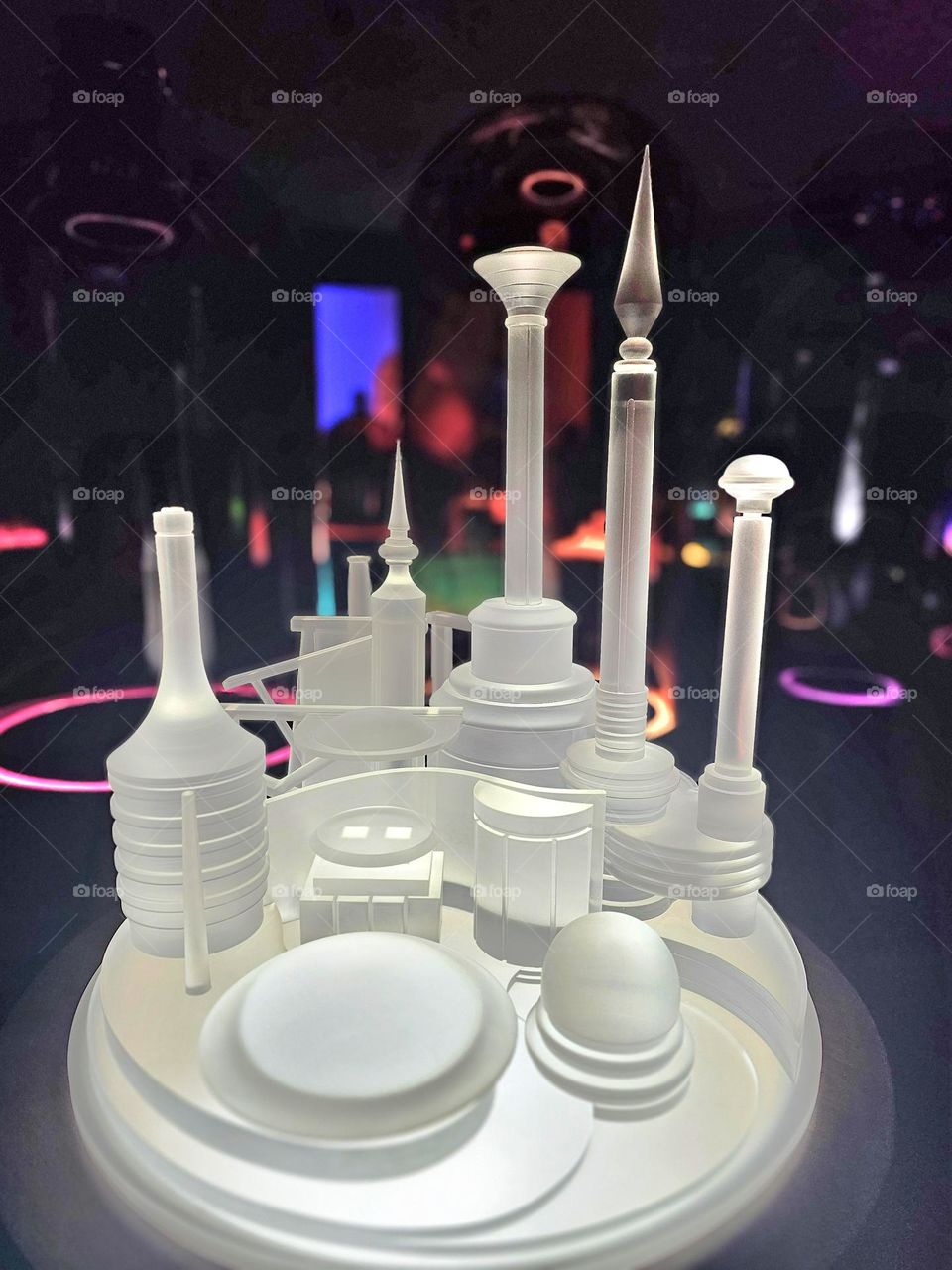 sculpture à la bourse du commerce