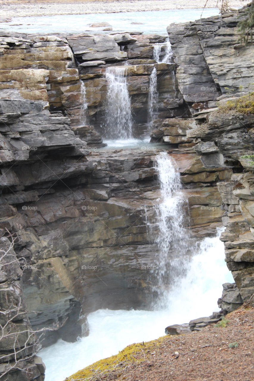 Roadside waterfall. So beautiful 