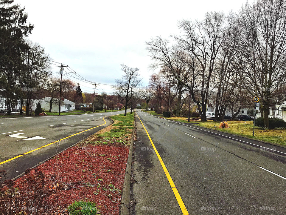 It’s like a ghost town outside... this road should be full of traffic right now...