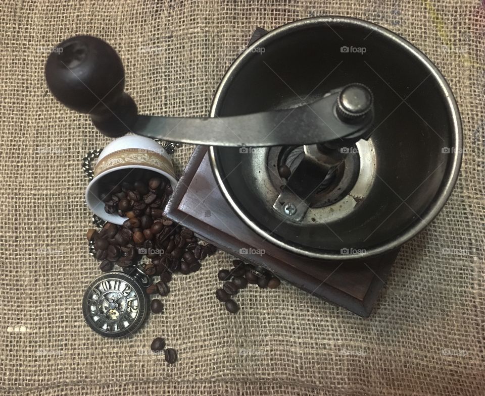 Coffee grinder 