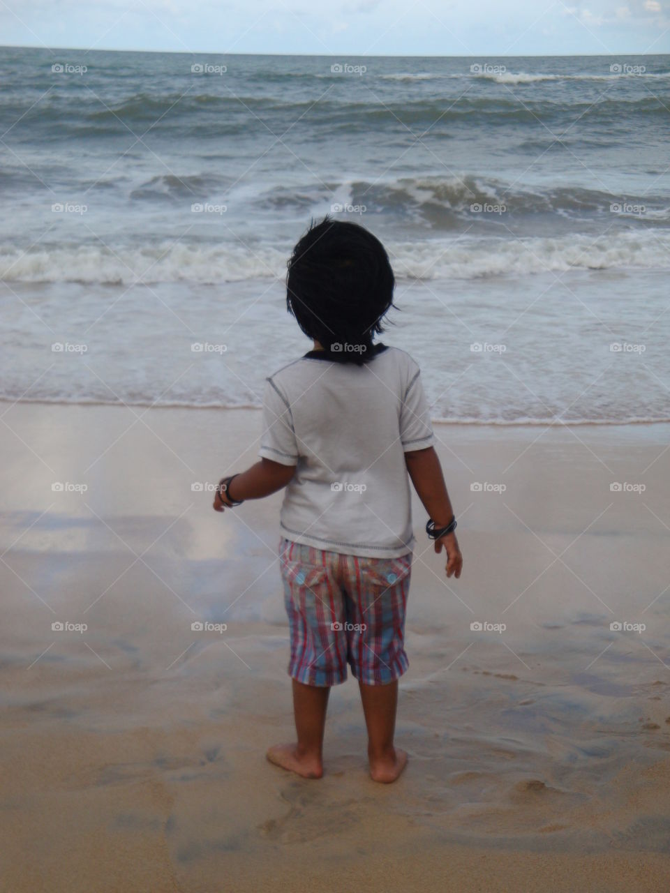 kid in a beach