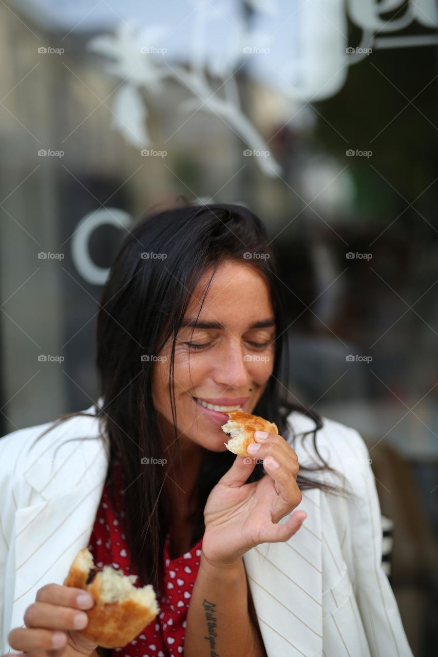 Salut France, beautiful girl eat croissant 