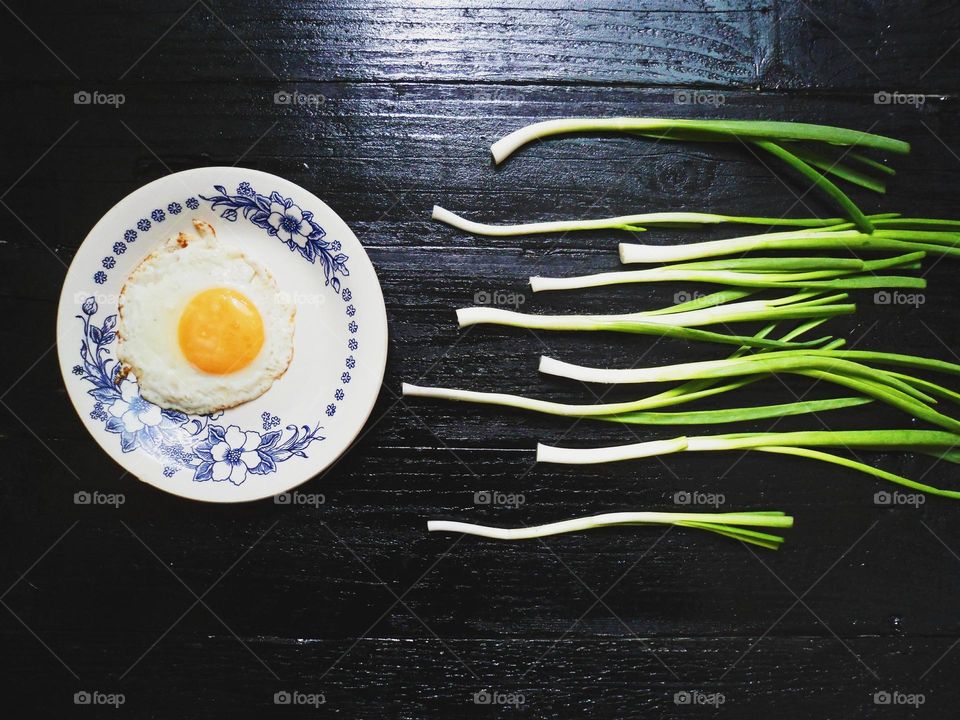 scrambled eggs and chives