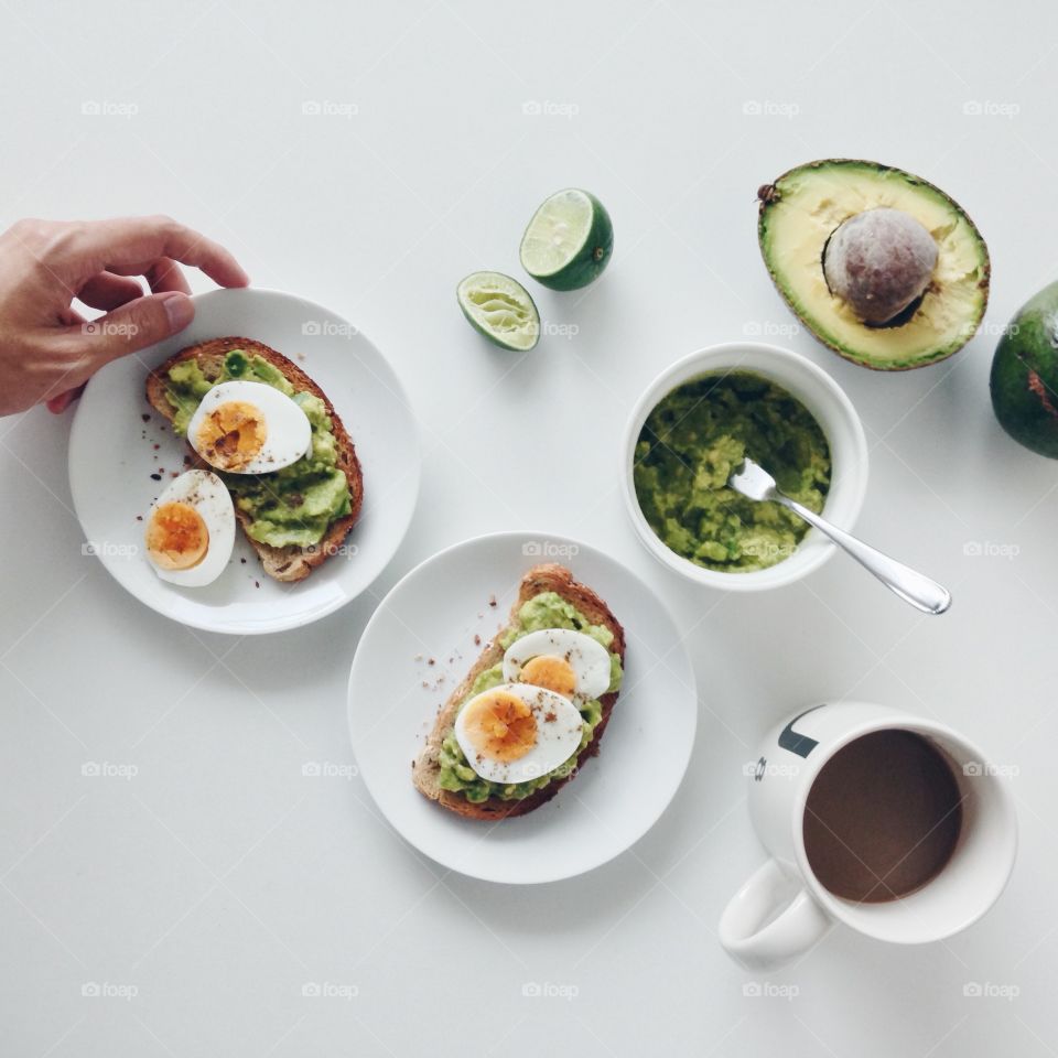 Morning Rituals : Preparing healthy breakfast 