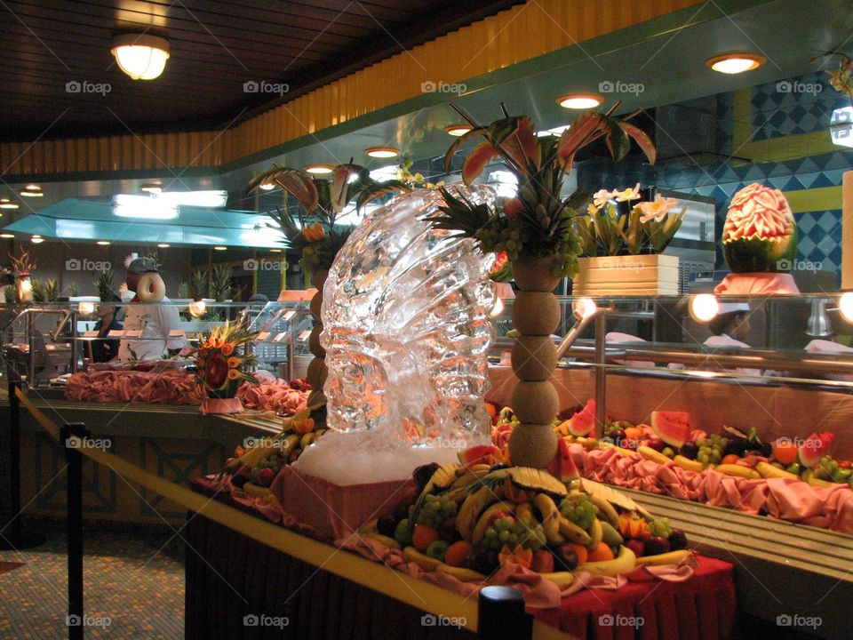 Indian head ice sculpture, cruise ship 