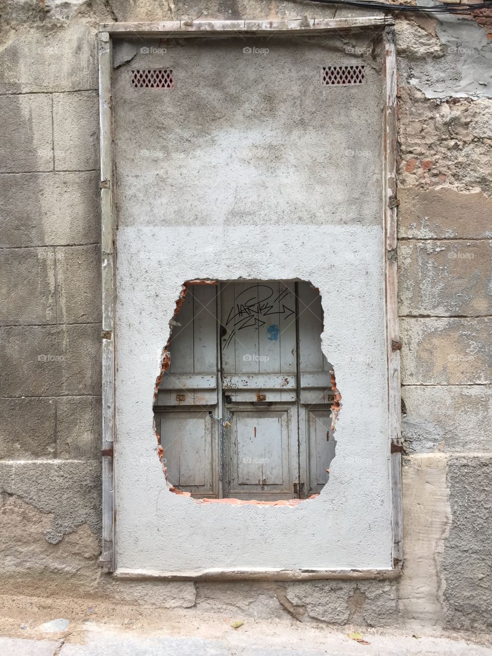 Secret door in Girona