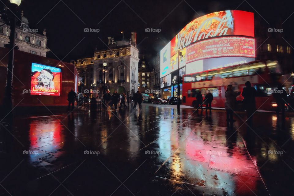 Piccadilly Circus 