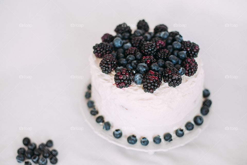 Cream Cheese Blueberry And Blackberry Cake 