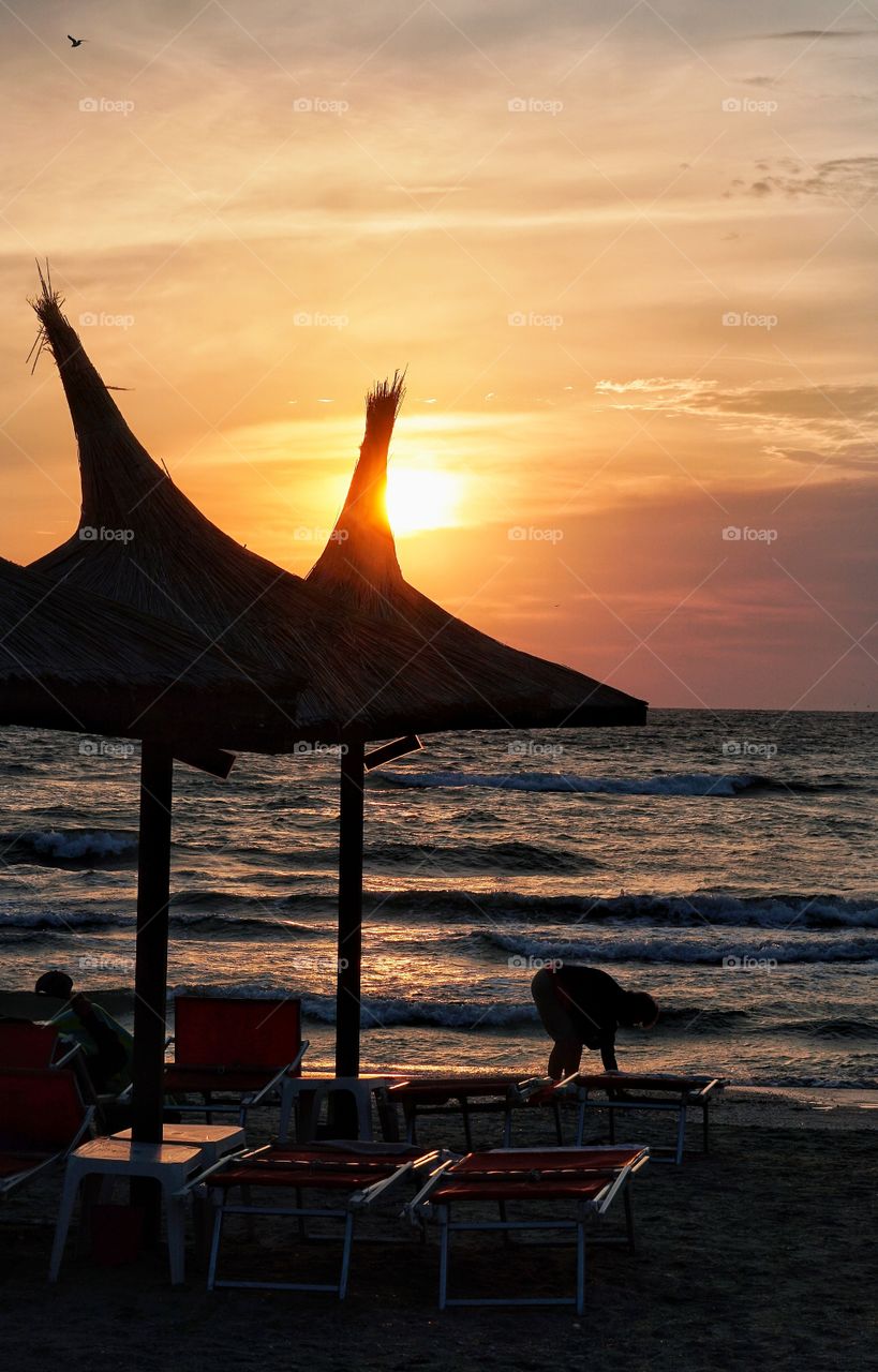 Umbrellas in Mamaia  - estraub