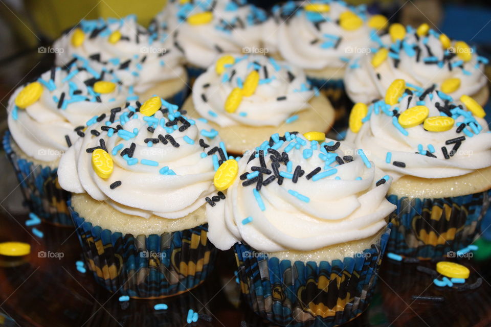 Batman Cupcakes 