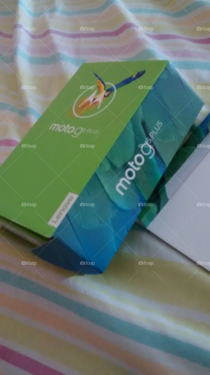 Motorola box for the Moto G5 plus