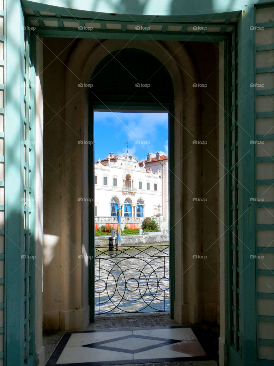 window door view miami by wme