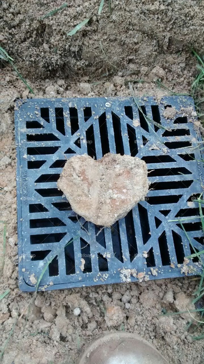 Muddy Heart Rock