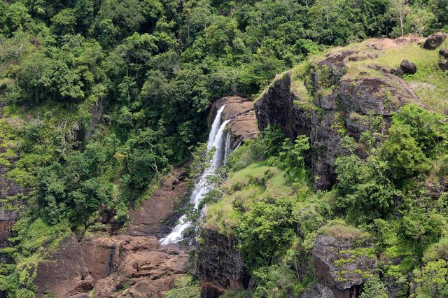 Rouna Falls