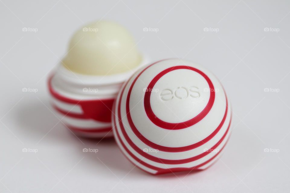 Beauty products: Hygienic lipstick EOS