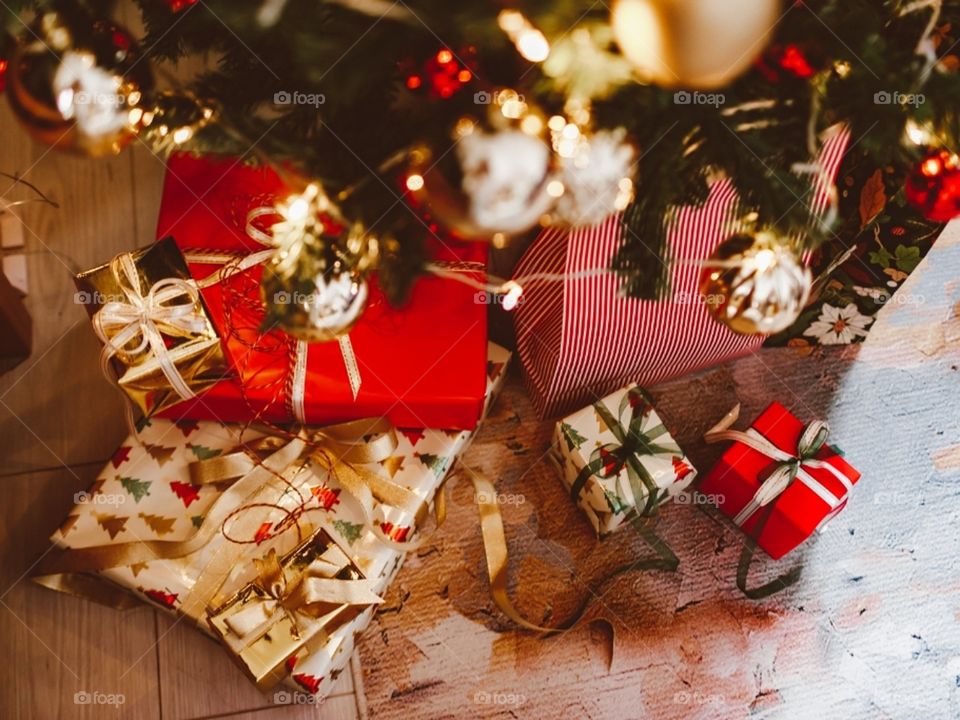 New Year's gifts under the tree