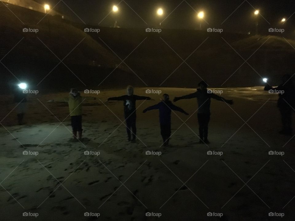 Beach by night silhouette 