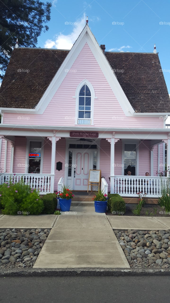 pink house