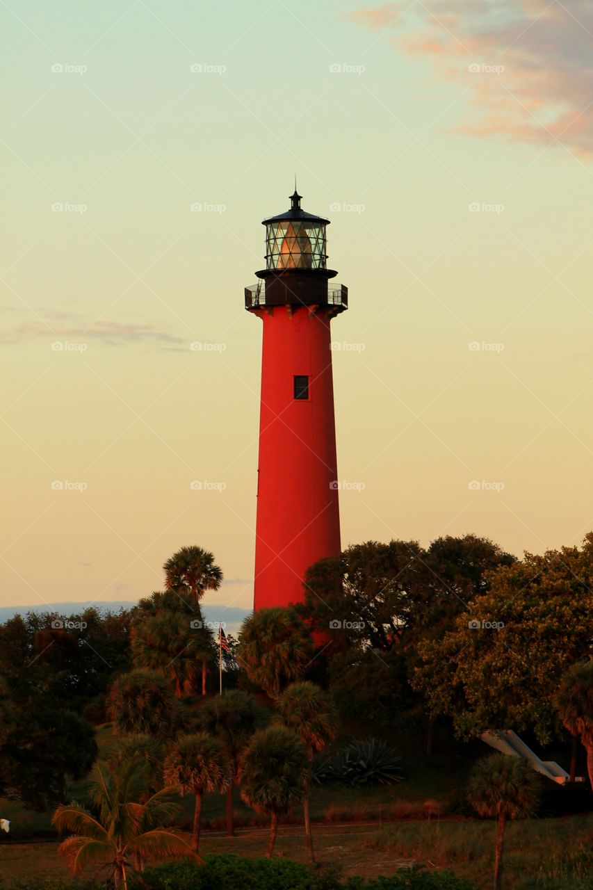 Jupiter lighthouse at dusk