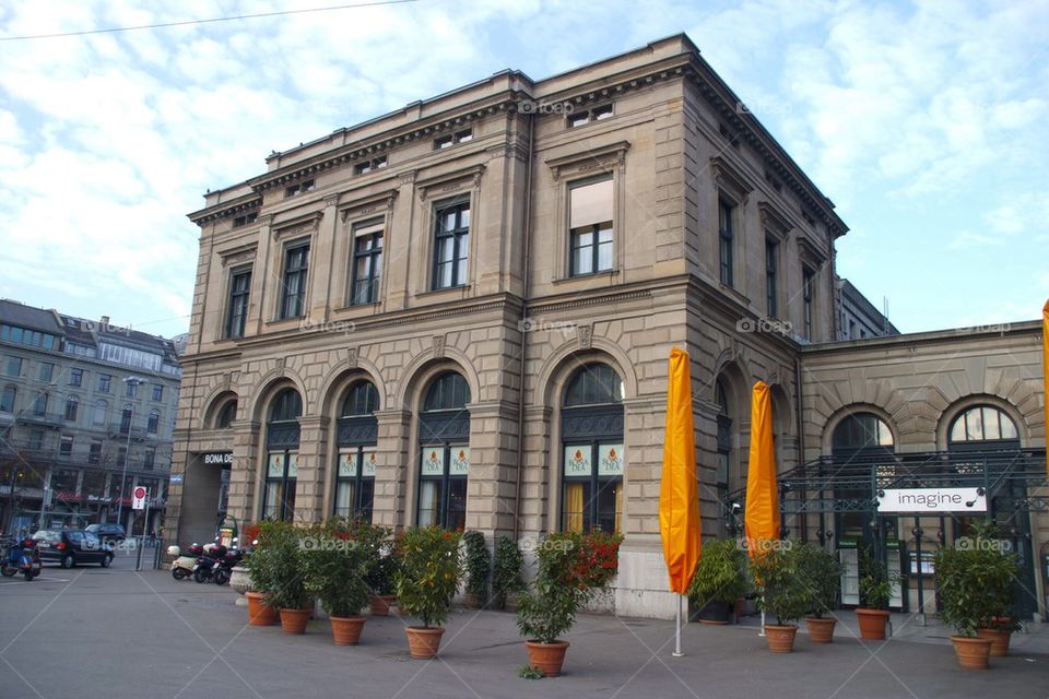 ZURICH SWITZERLAND CENTRAL STATION