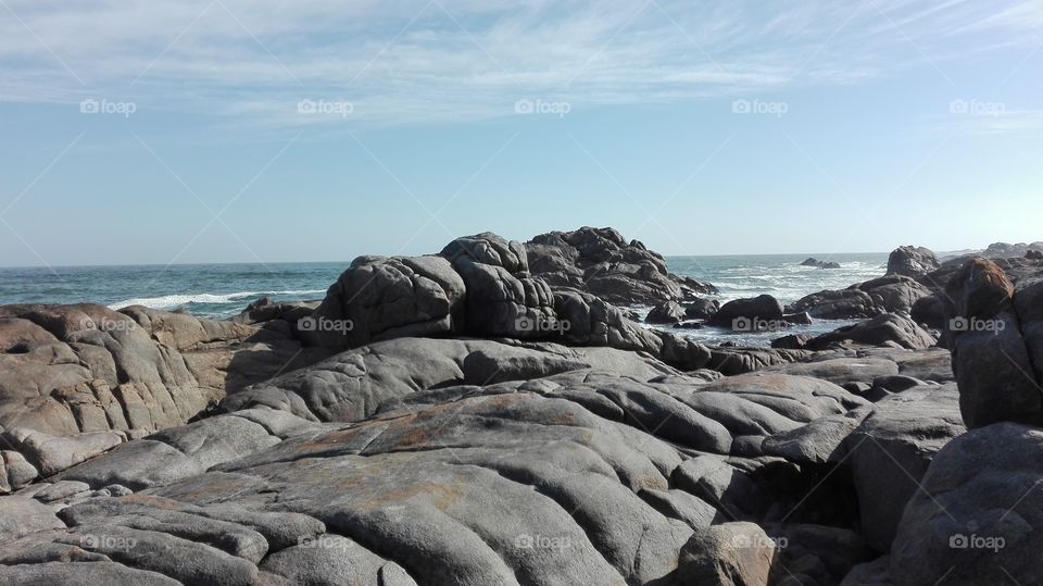 Solitary rocks