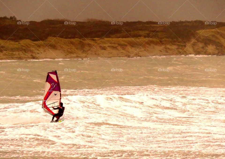 windsurfing