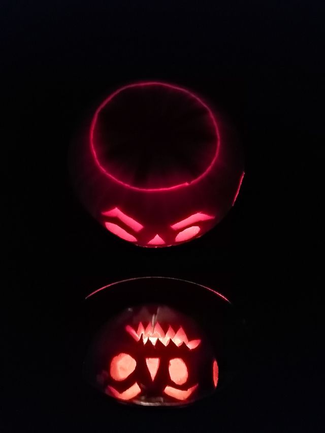 Halloween, mirrow reflextion, Kids job