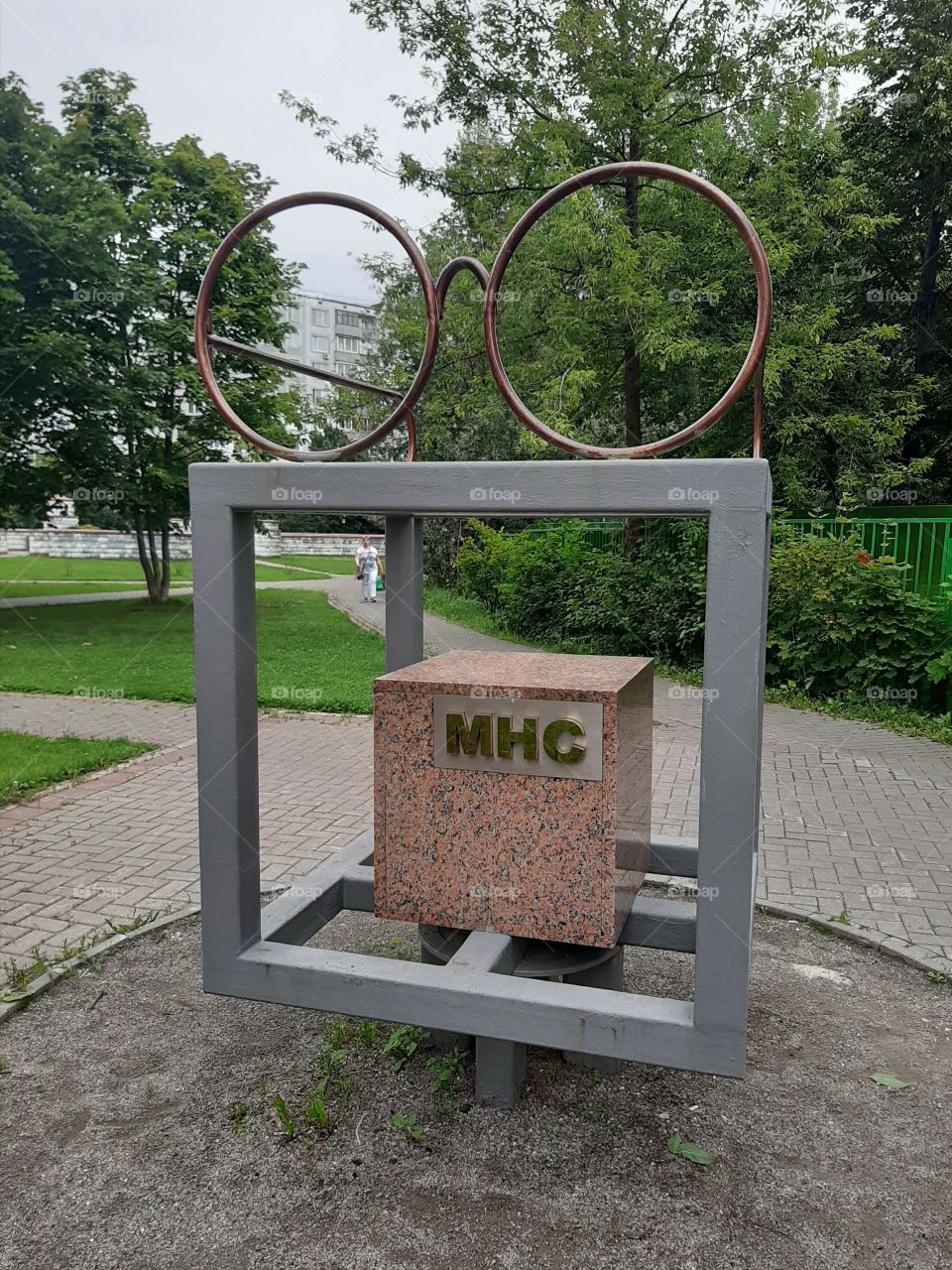 Видимость   отличная   наверно  в  таких   очках!