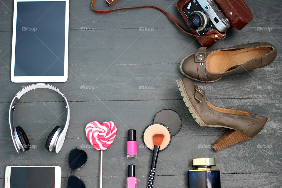 Fashion details, jeans, camera, flower, indoor flower, shoes, women's shoes, high heels shoes, phone, gadget, fashion, style, clothes, shoes, image, stylish image, notebook, pen, cosmetics, makeup, powder, Cream, nail polish, nail polish, bag, ladies bag, suitcase, retro, life style, still life, headphones, perfume, candy, candy on stick, candy in the form of heart, heart, teenager