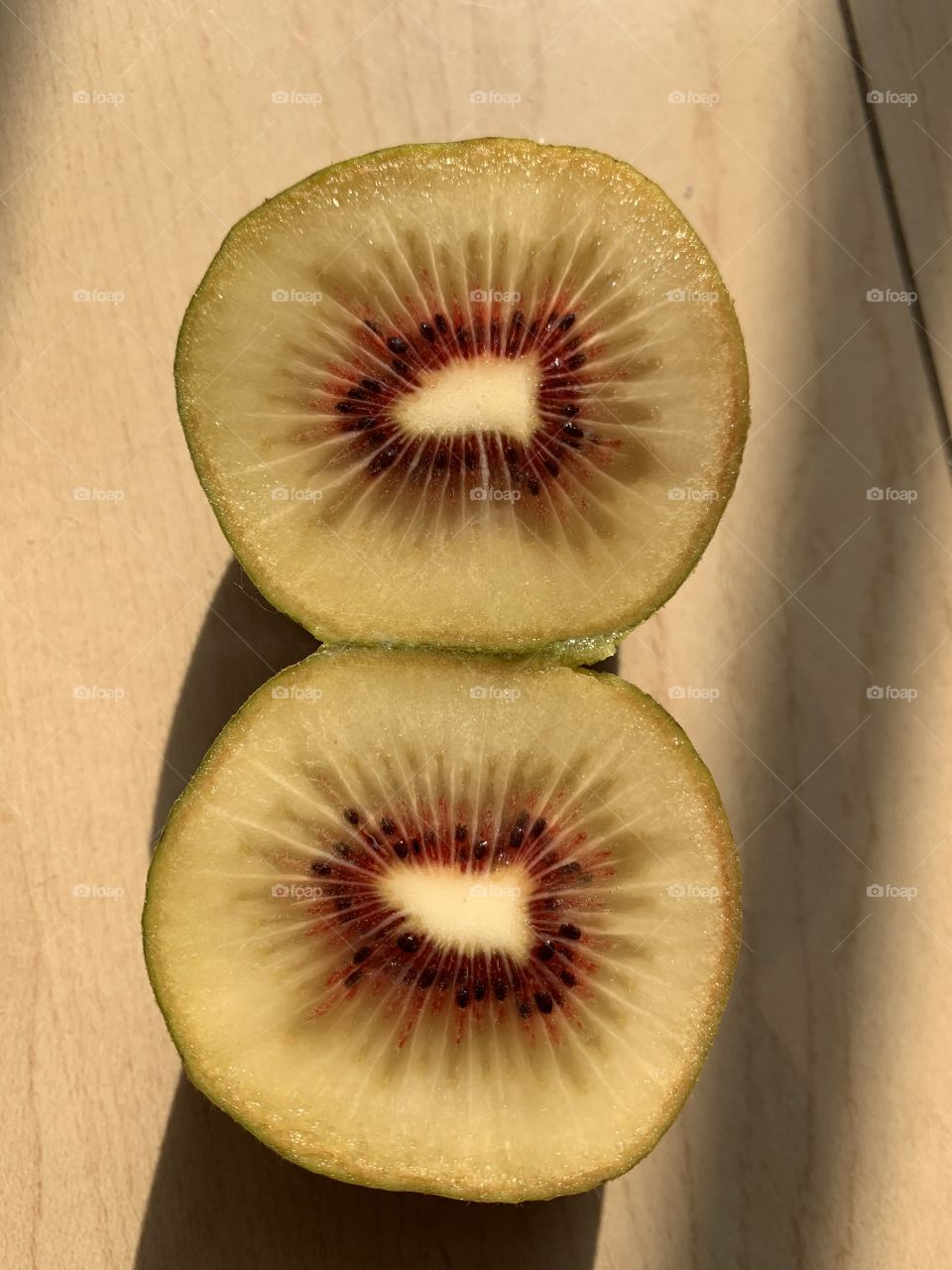 Red kiwi