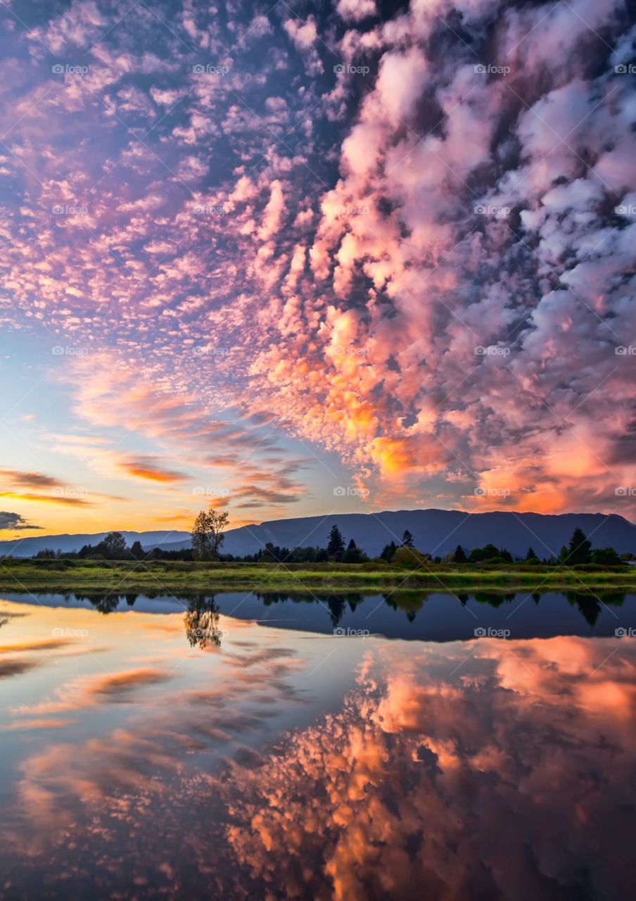 Sky water reflection clouds 