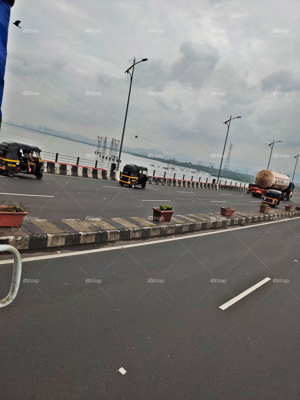 Moving World
 Over Sealink Overbridge
🚗🚗🚛🛺🚐
☁️☁️☁️☁️☁️