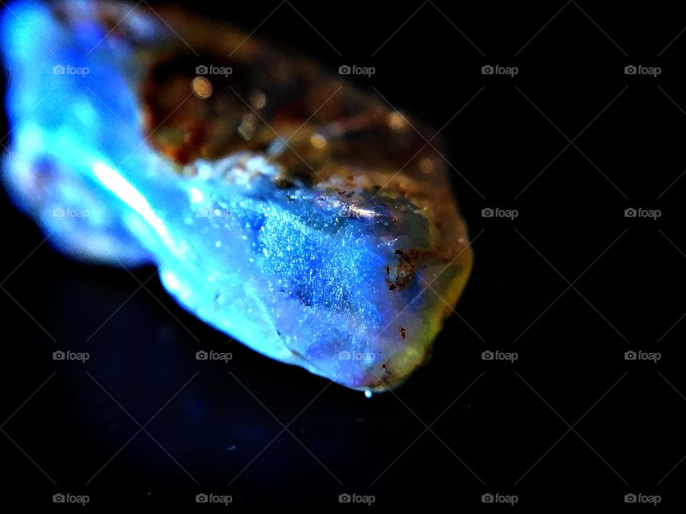 opal blue refraction