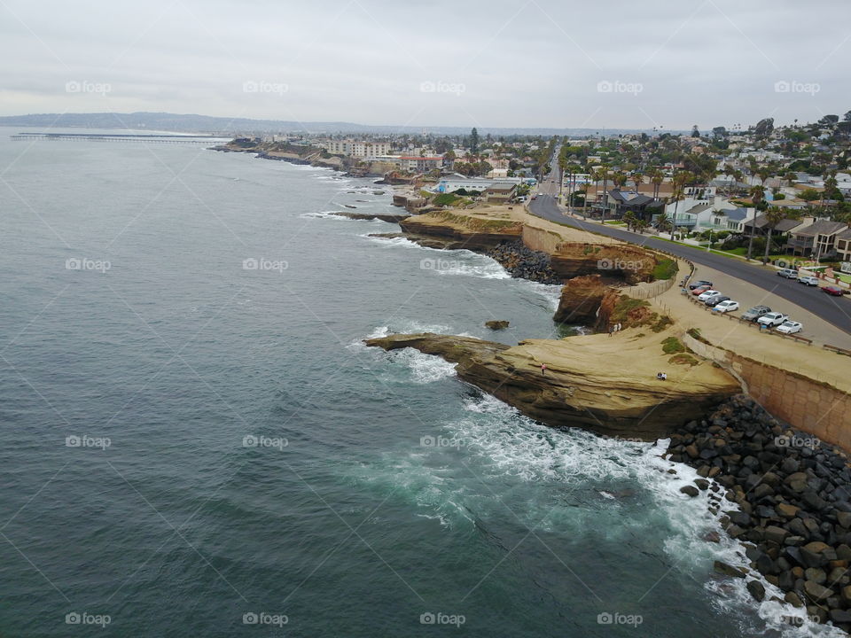 San Diego is a city on the Pacific coast of California known for its beaches, parks and warm climate. Immense Balboa Park is the site of the renowned San Diego Zoo, as well as numerous art galleries, artist studios, museums and gardens. A deep harbor is home to a large active naval fleet, with the USS Midway, an aircraft-carrier-turned-museum, open to the public.
Weather: 20°C, Wind NW at 10 km/h, 74% Humidity
Local time: Wednesday 11:26 PM